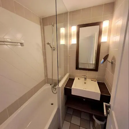 T2 In With Pool Le Touquet