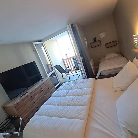 Apartment T2 In With Pool